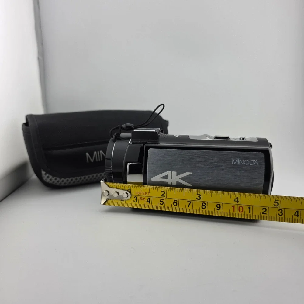 Minolta MN4K20NV 4K Ultra HD Camcorder Infrared Night Vision‎ Black Plus Case